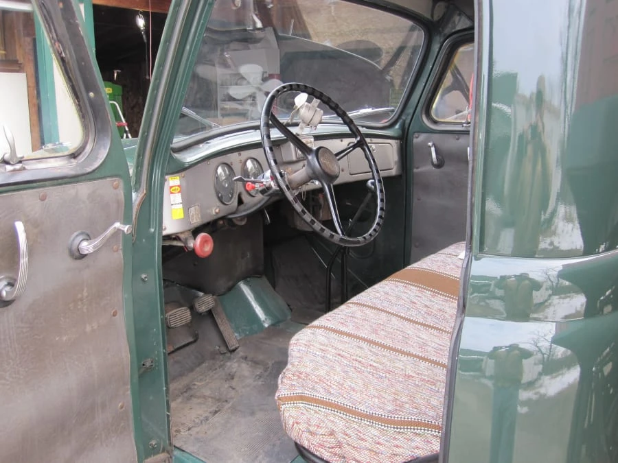 1952 International Harvester Pickup - Image 2 of 3