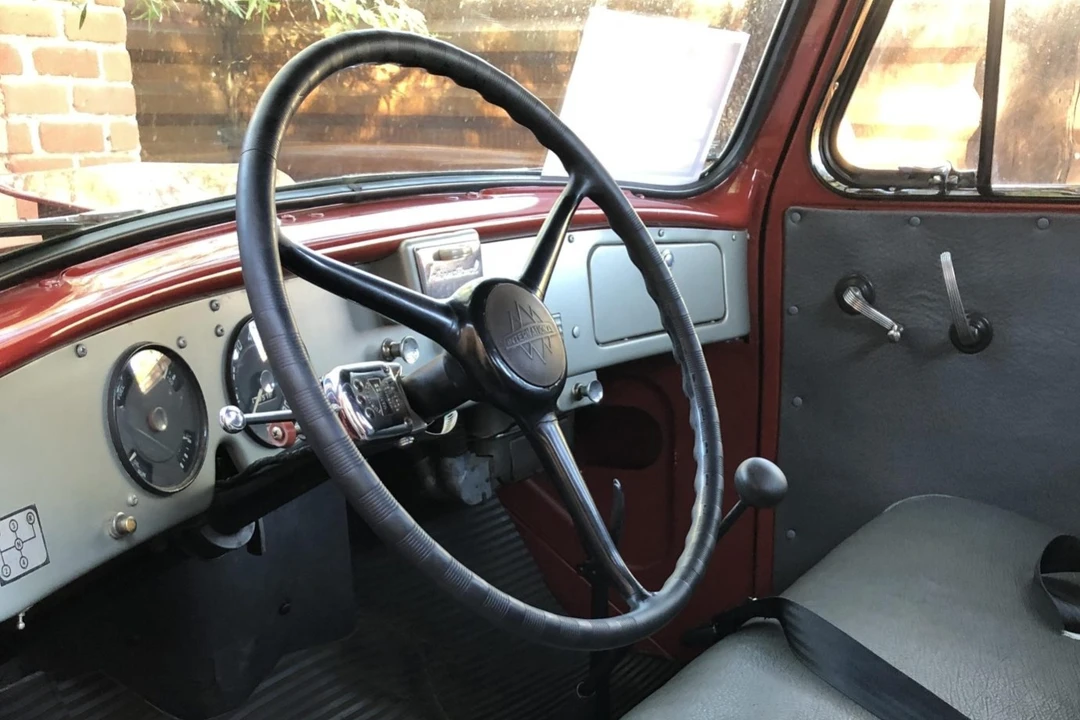 1952 International Harvester Pickup - Image 24 of 31