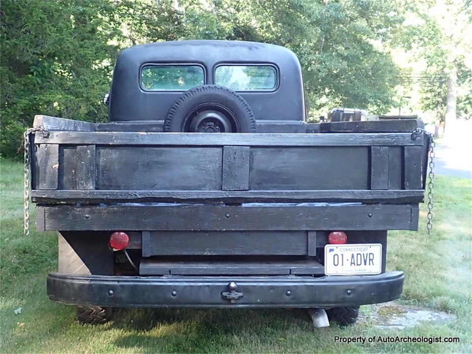 1952 International - Image 4 of 24