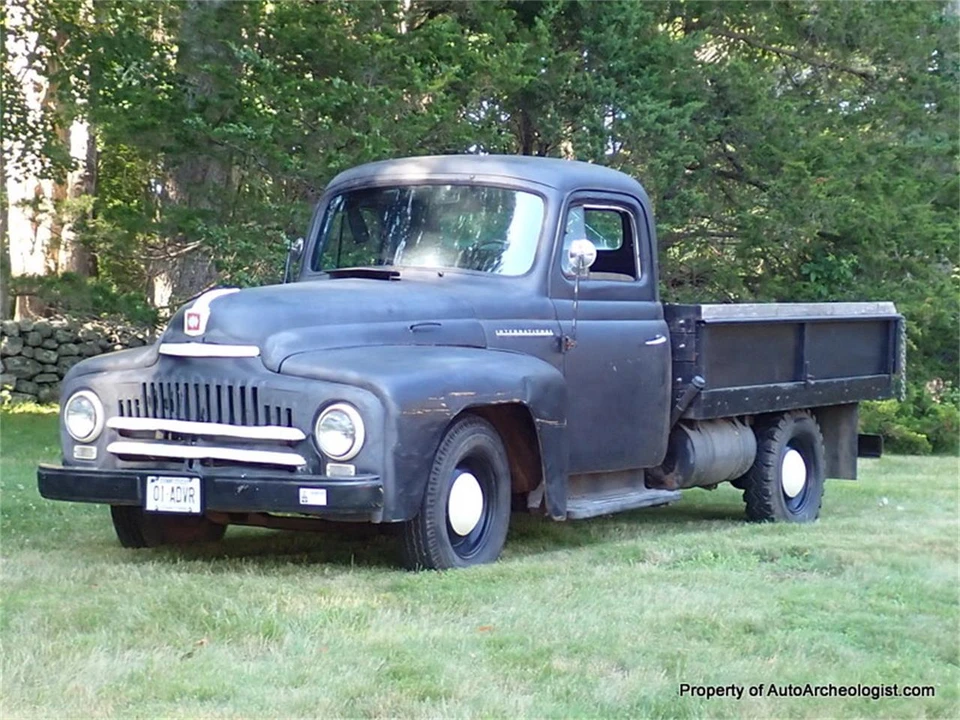 1952 International - Image 6 of 24