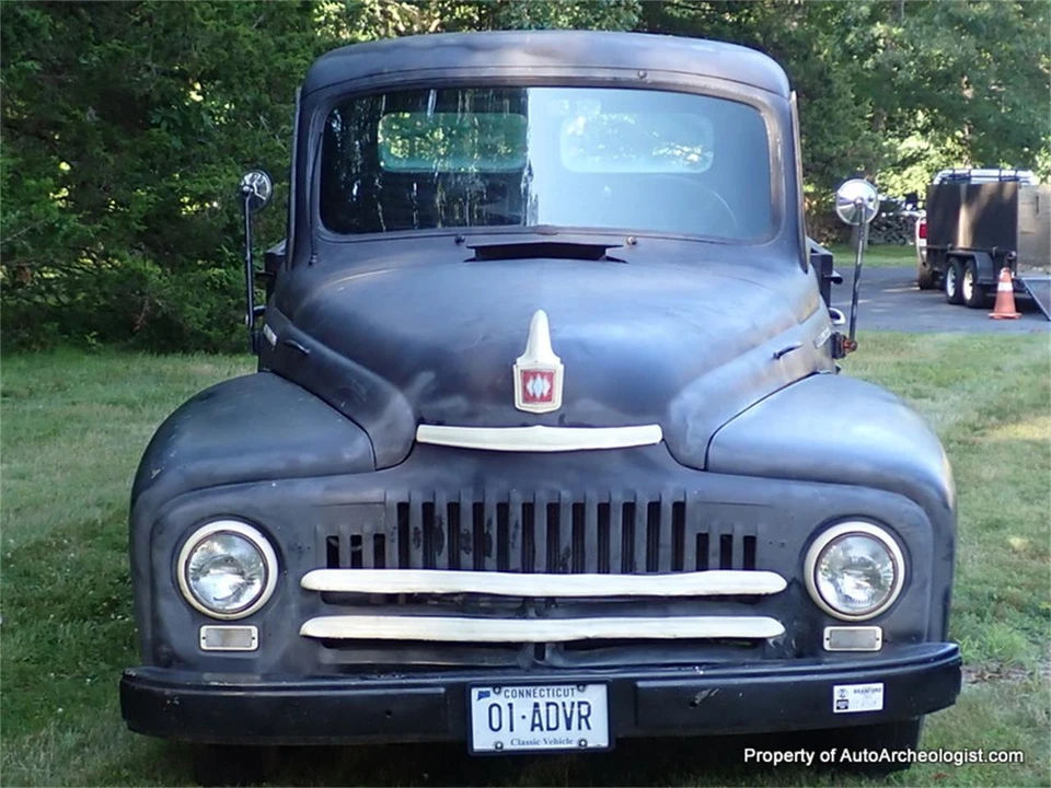 1952 International - Image 7 of 24