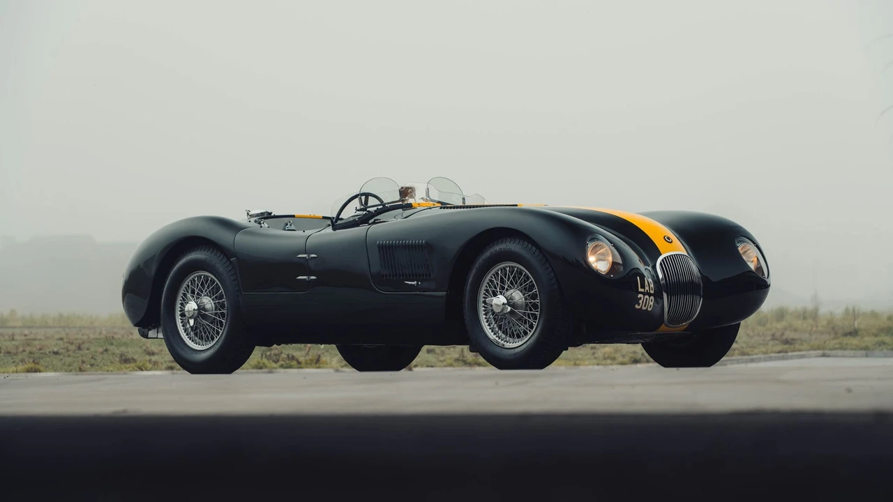 1952 Jaguar C-Type - Image 14 of 31