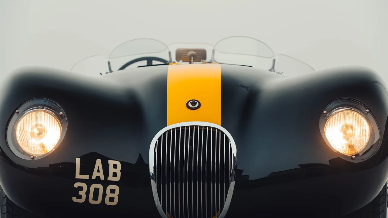 1952 Jaguar C-Type - Image 24 of 31