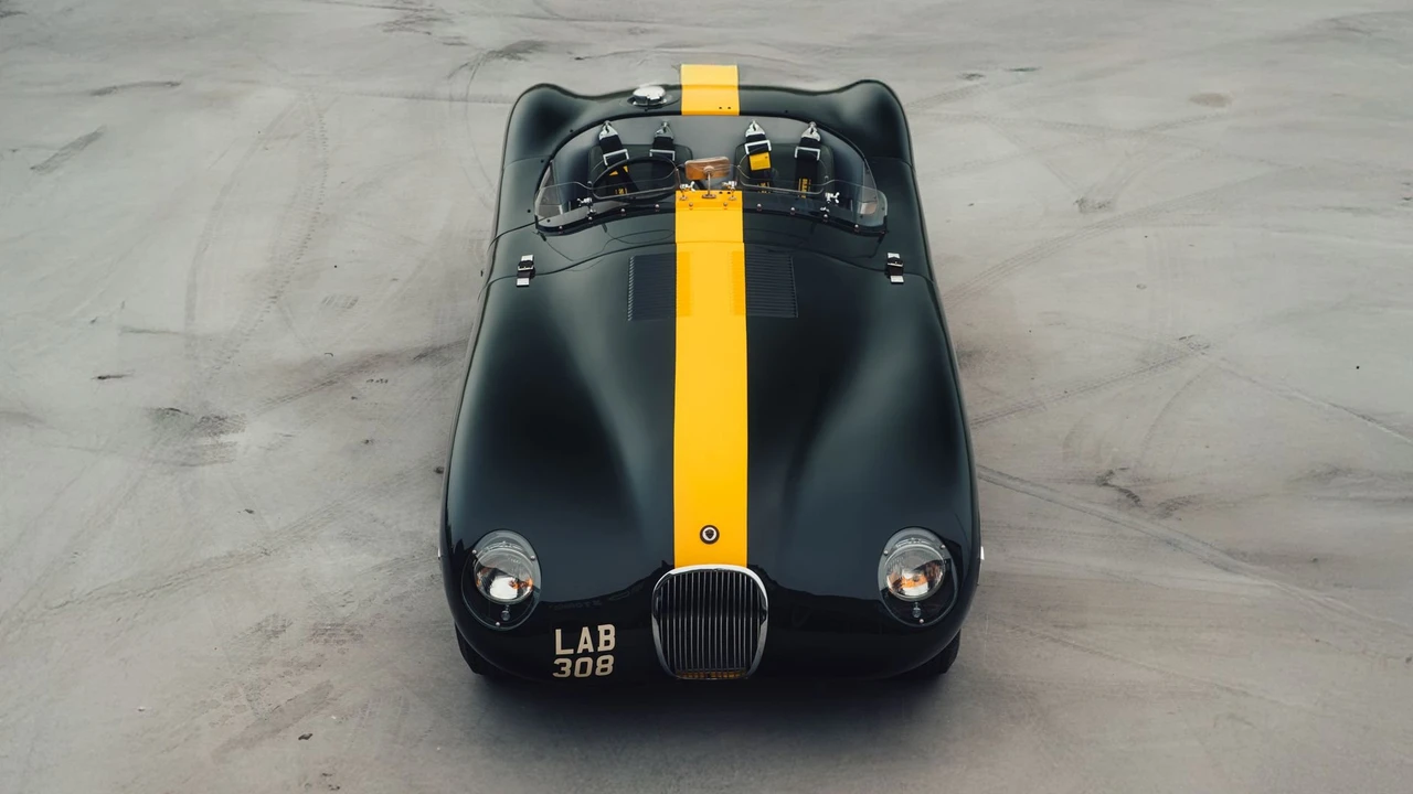 1952 Jaguar C-Type - Image 9 of 31