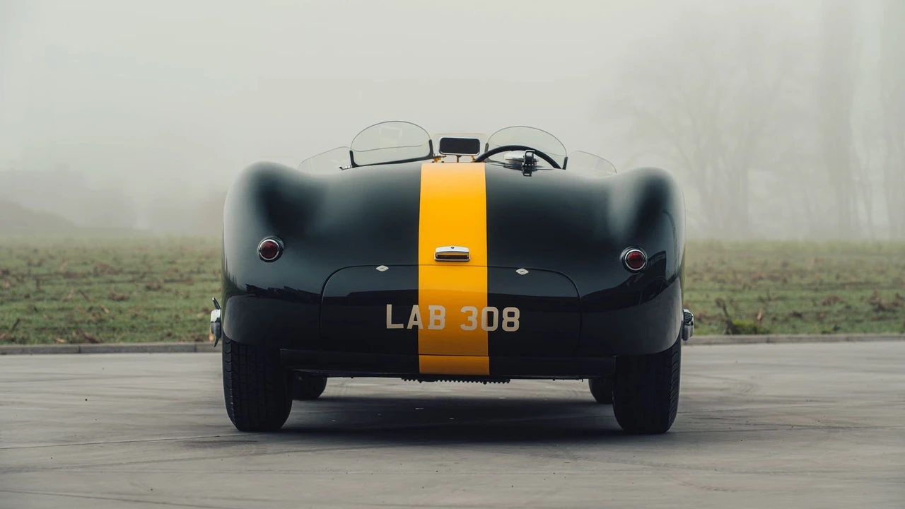 1952 Jaguar C-Type - Image 27 of 31