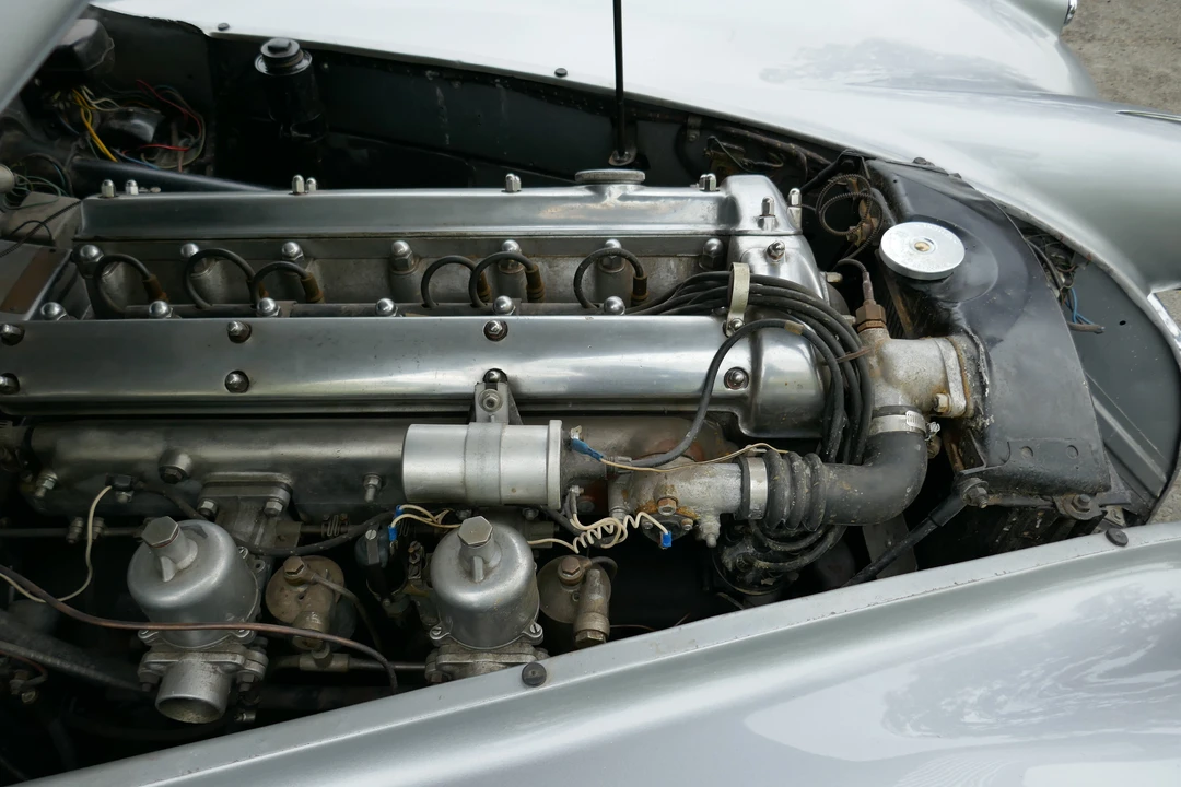 1952 Jaguar XK120 OTS Roadster - Image 26 of 31