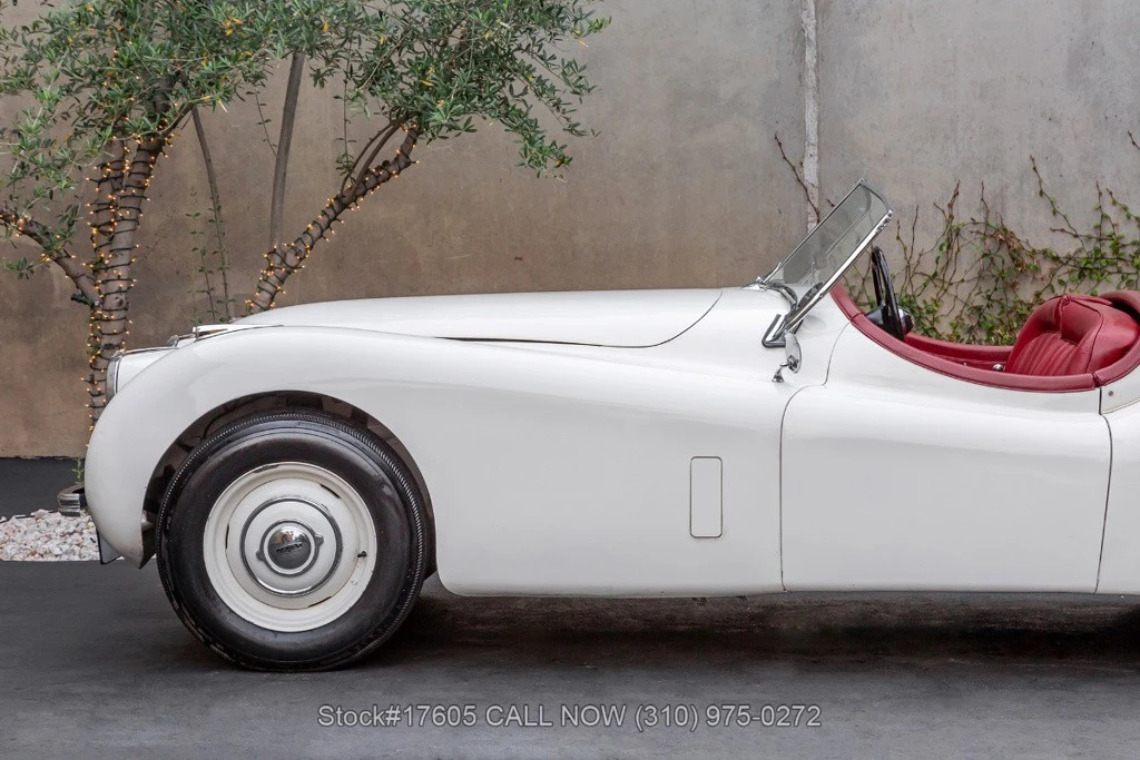 1952 Jaguar XK - Image 18 of 24