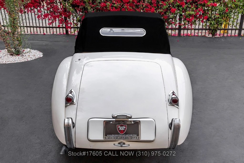 1952 Jaguar XK - Image 11 of 24