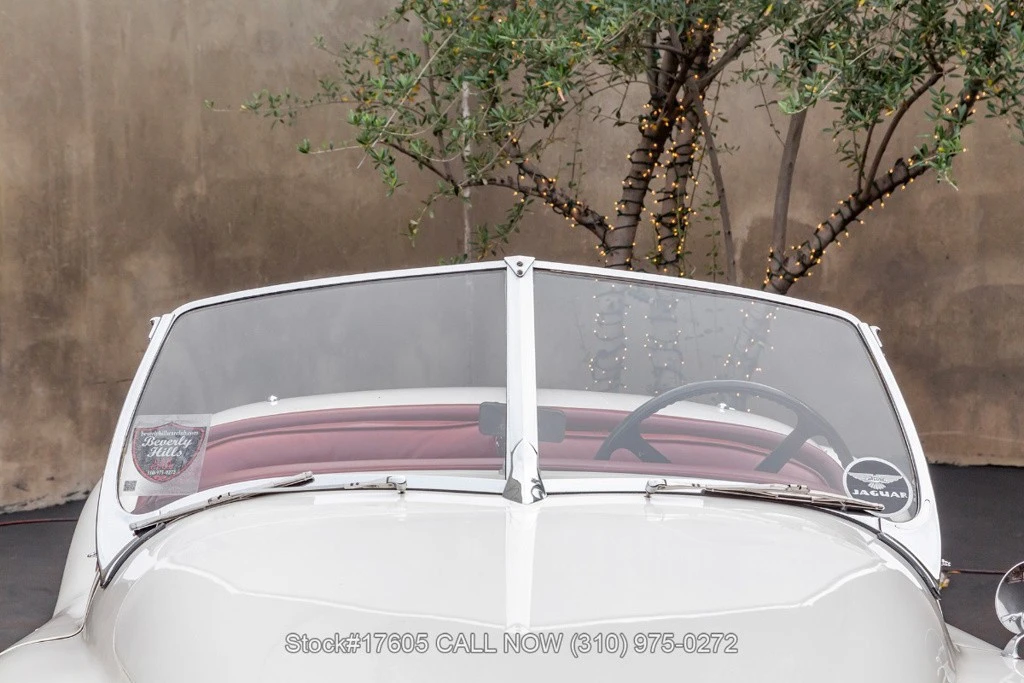 1952 Jaguar XK - Image 15 of 24