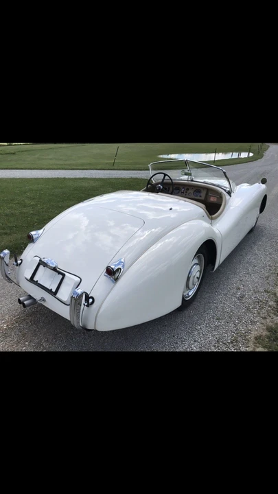 1952 Jaguar XK120 - Image 17 of 24