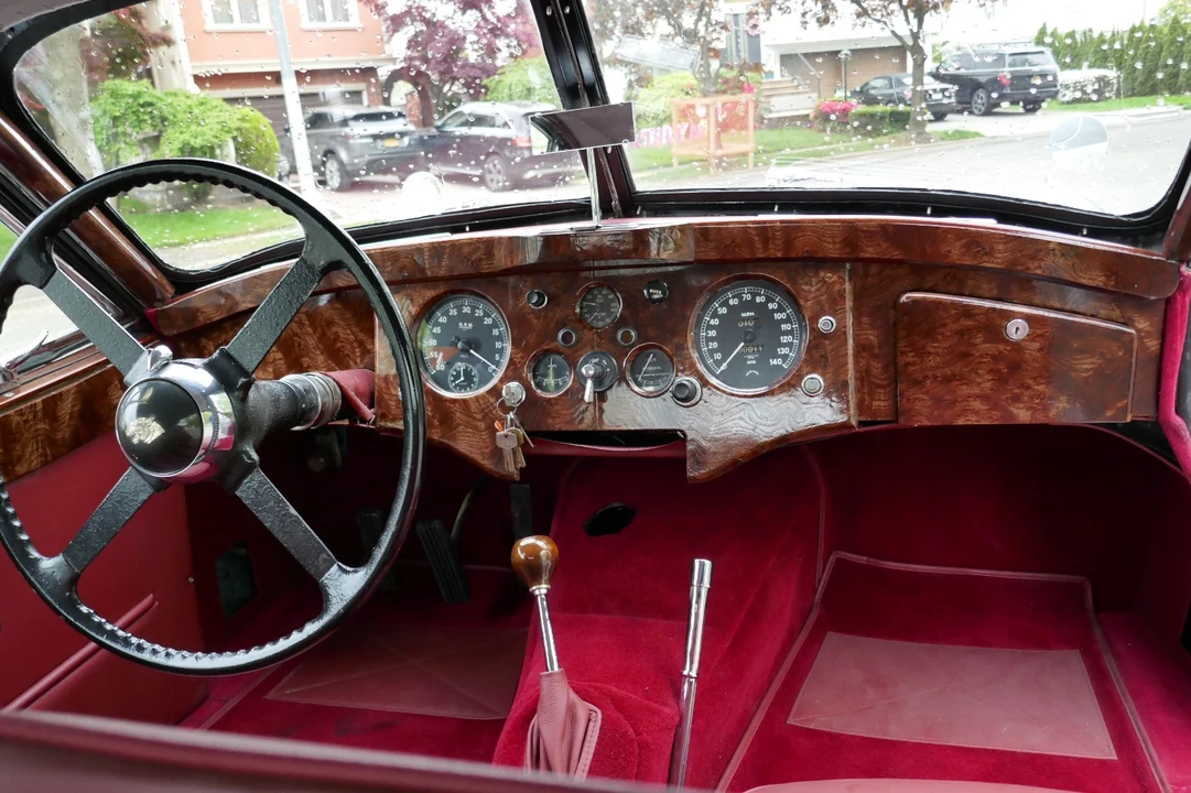 1952 Jaguar XK120 - Image 23 of 31