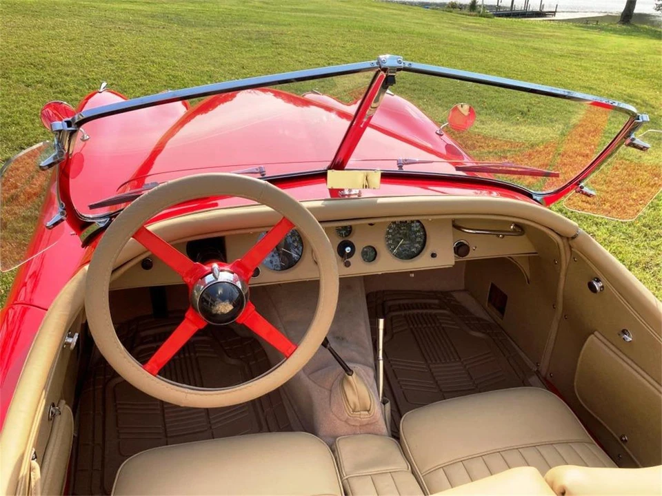 1952 Jaguar XK120 - Image 2 of 12