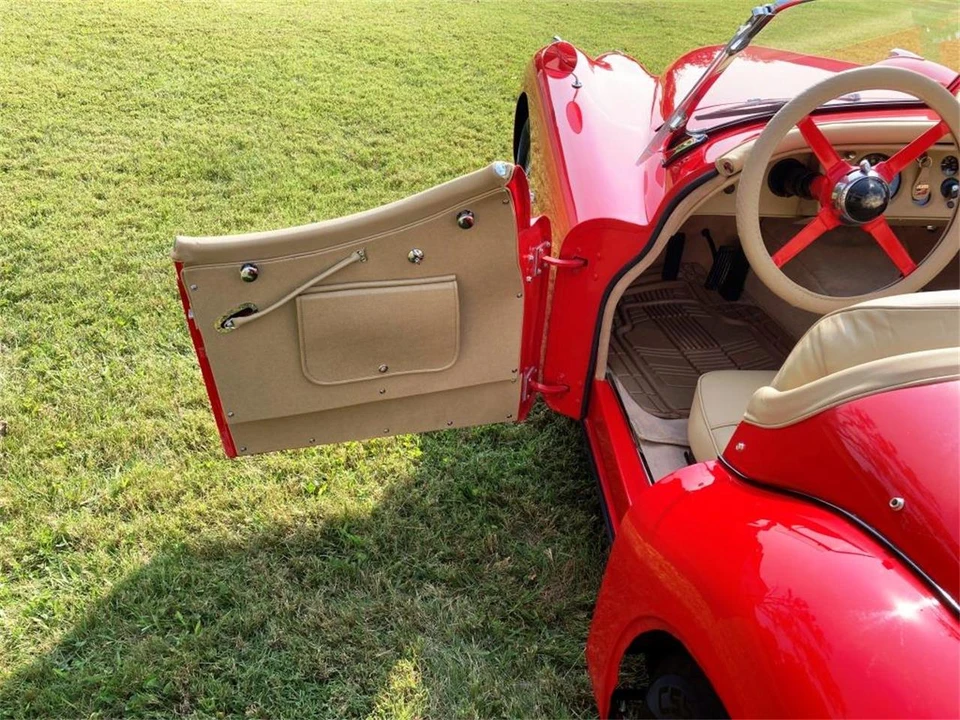 1952 Jaguar XK120 - Image 11 of 12