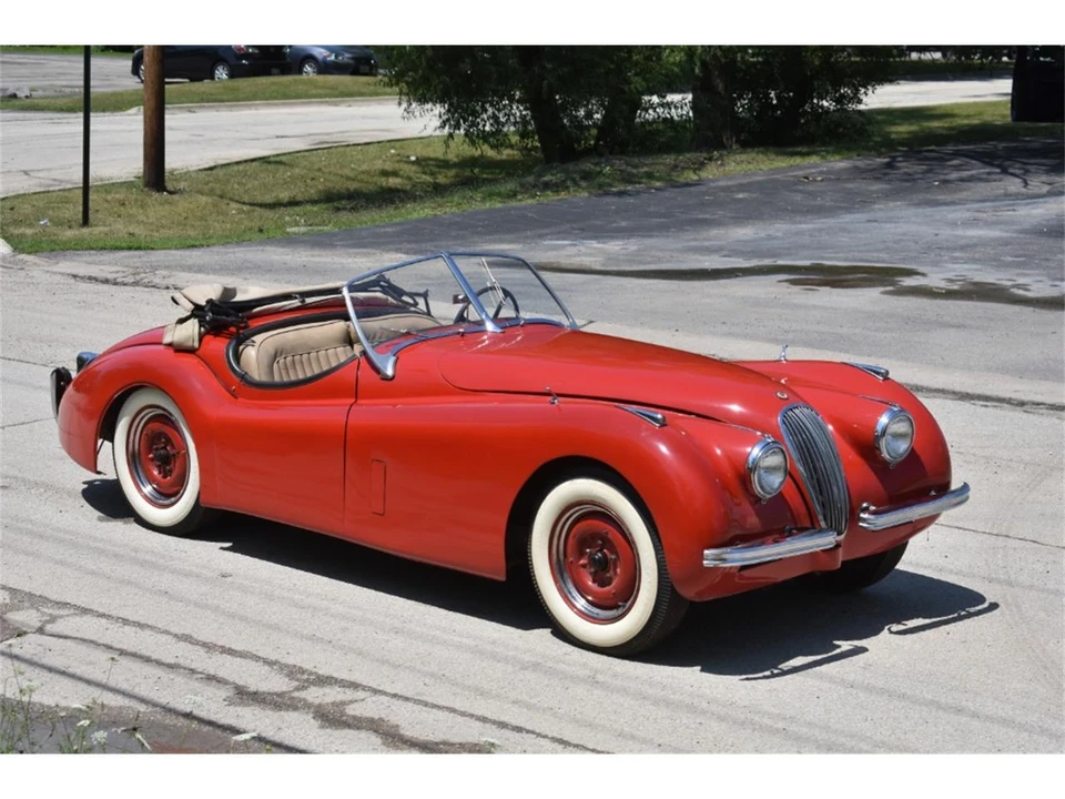 1952 Jaguar XK120 - Image 2 of 6