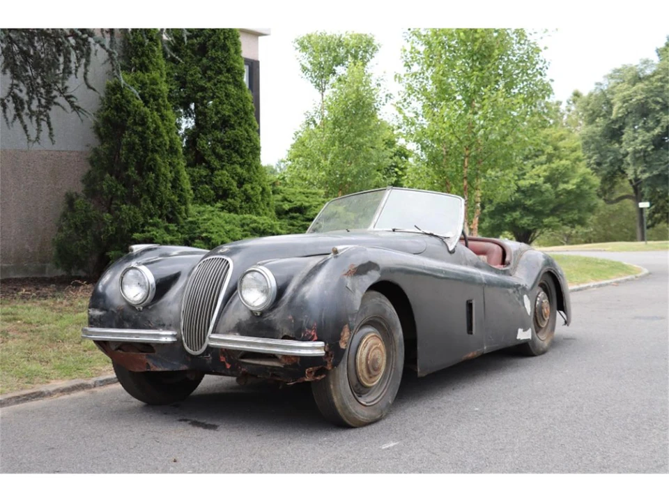 1952 Jaguar XK120 - Image 2 of 8