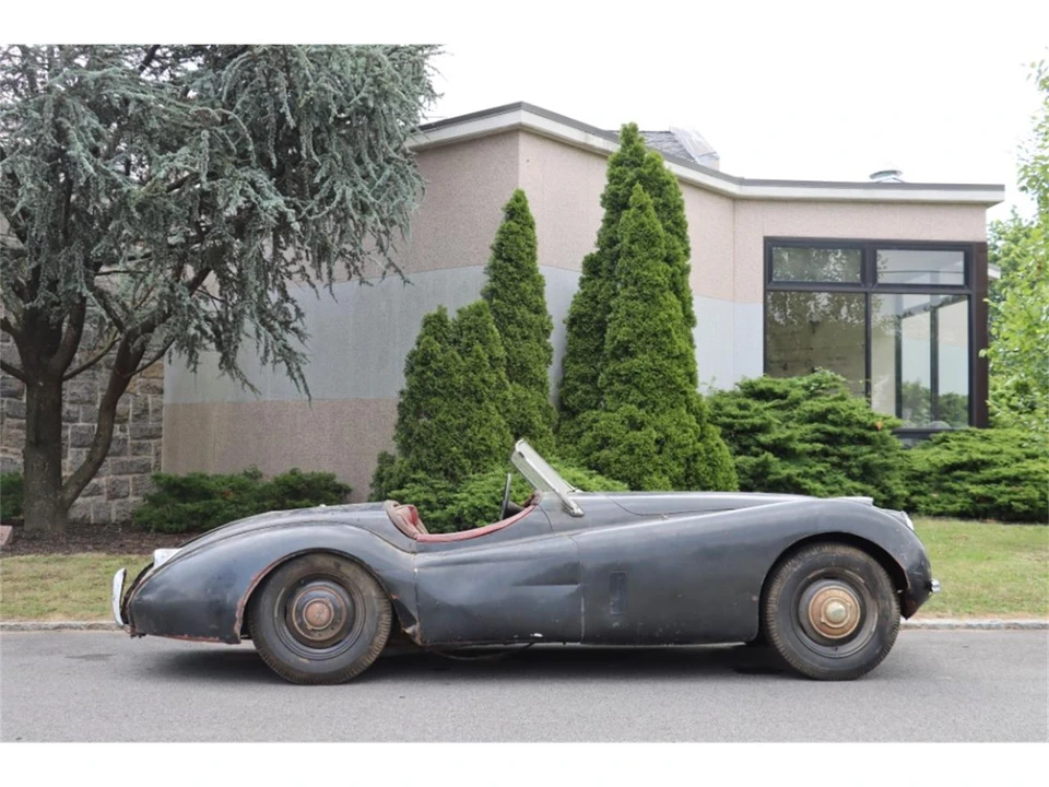 1952 Jaguar XK120 - Image 3 of 8