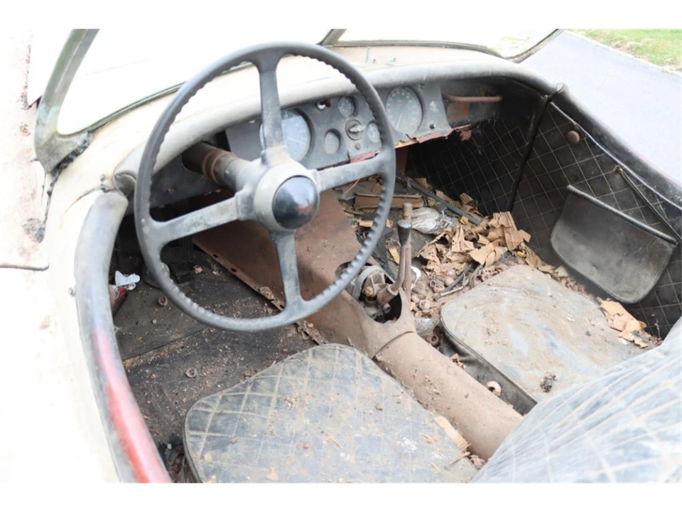 1952 Jaguar XK120 - Image 7 of 8