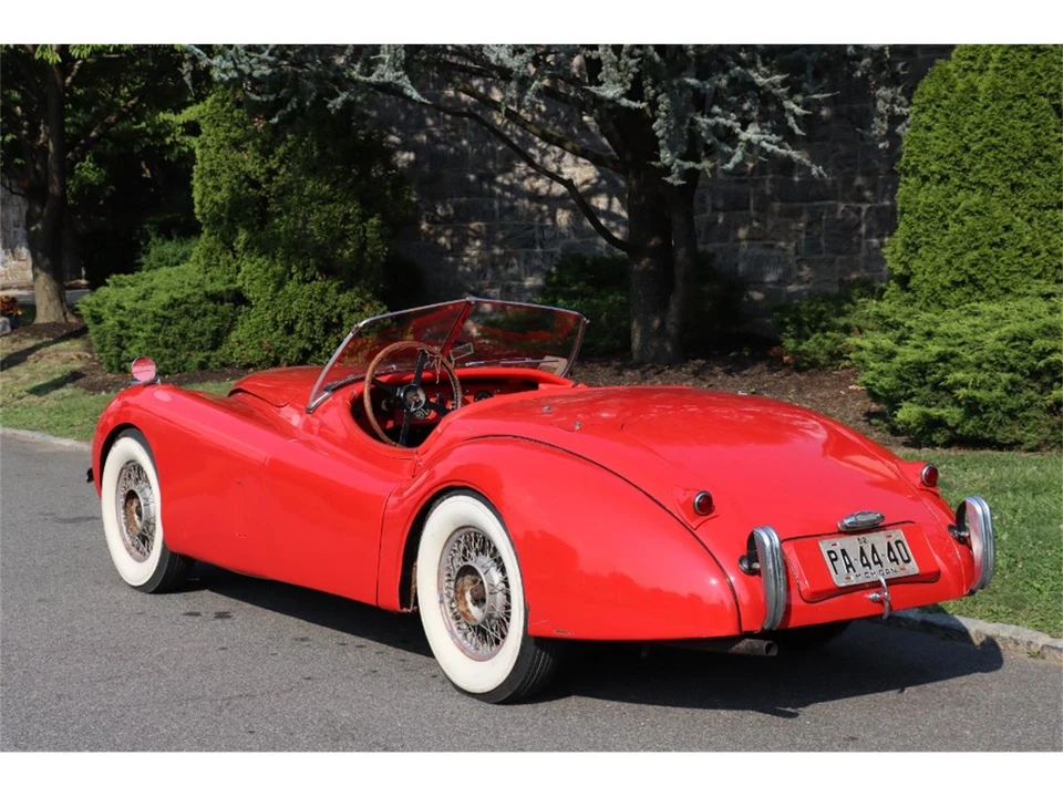 1952 Jaguar XK120 - Image 6 of 8
