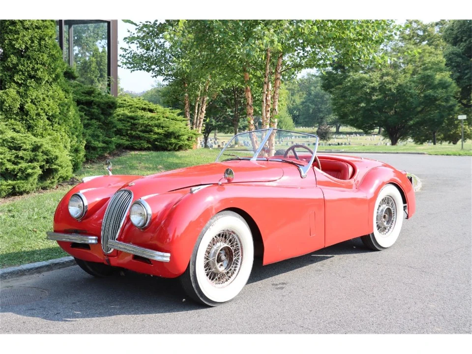1952 Jaguar XK120 - Image 2 of 8