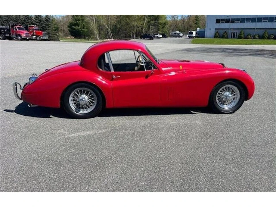 1952 Jaguar XK120 - Image 9 of 9