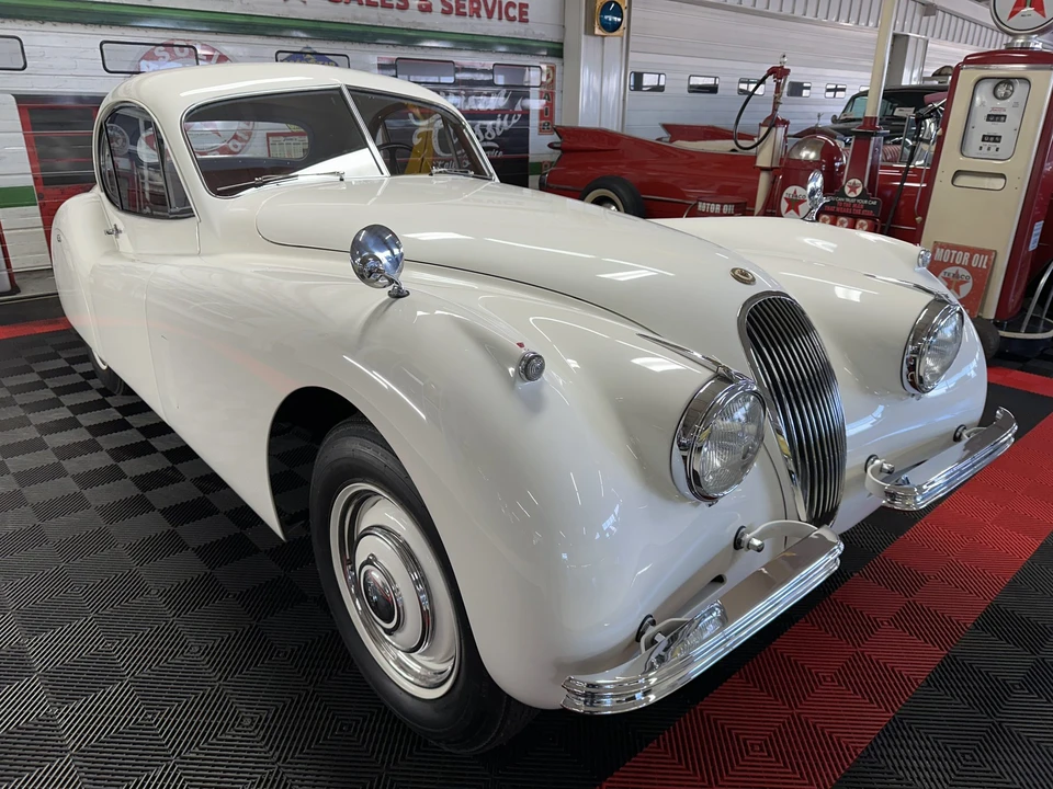 1952 Jaguar XK120 FHC Coupe - Image 8 of 31