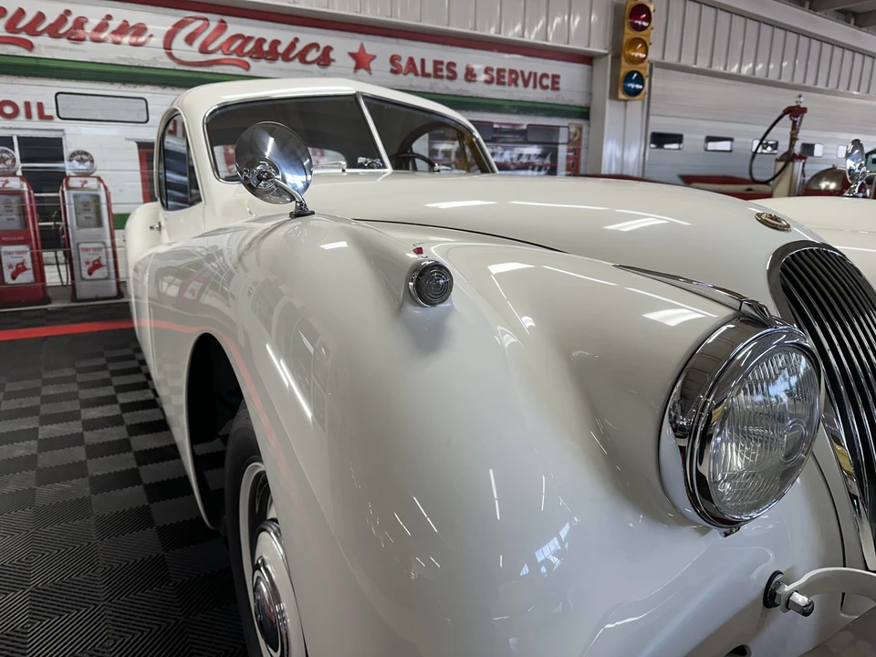1952 Jaguar XK120 FHC Coupe - Image 27 of 31