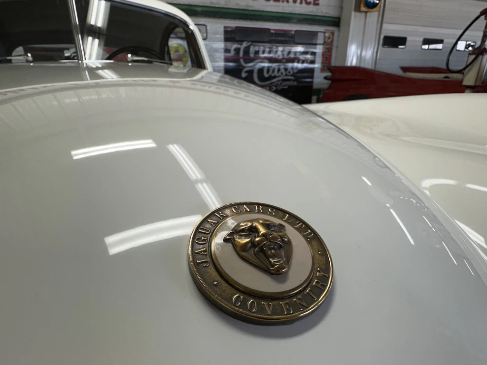 1952 Jaguar XK120 FHC Coupe - Image 24 of 31