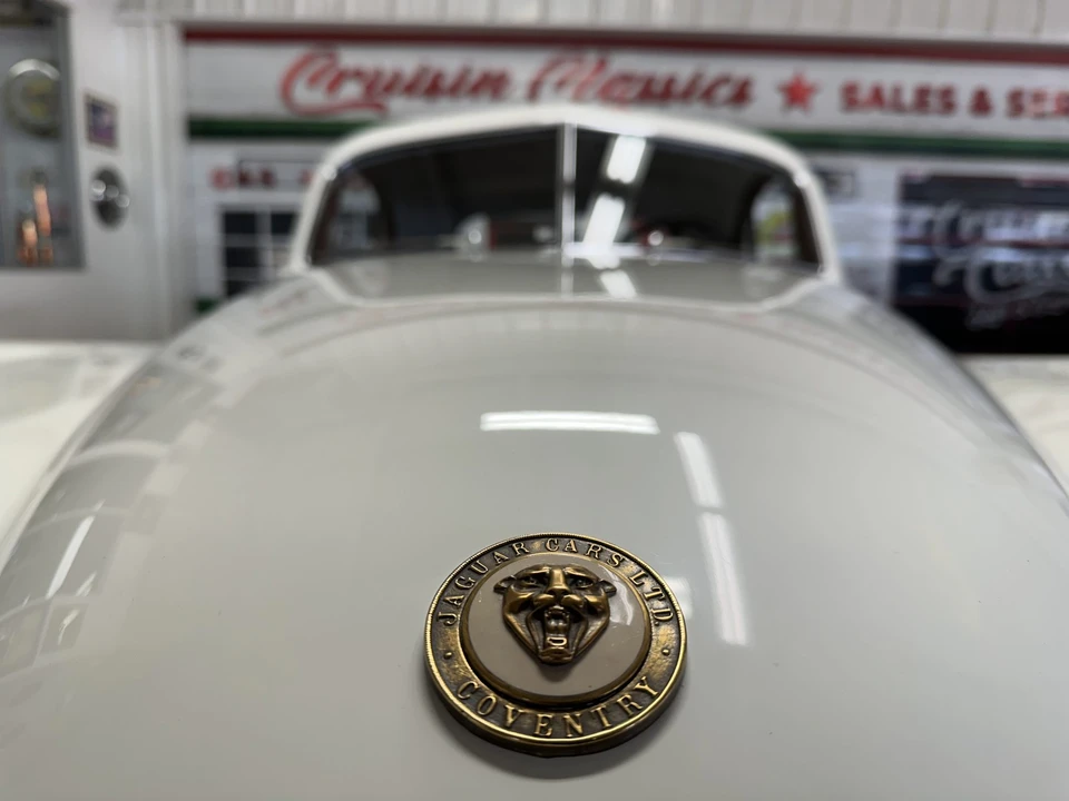 1952 Jaguar XK120 FHC Coupe - Image 23 of 31