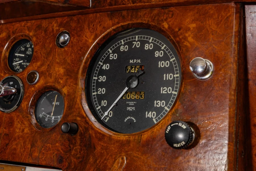 1952 Jaguar XK120 FHC Coupe - Image 27 of 31