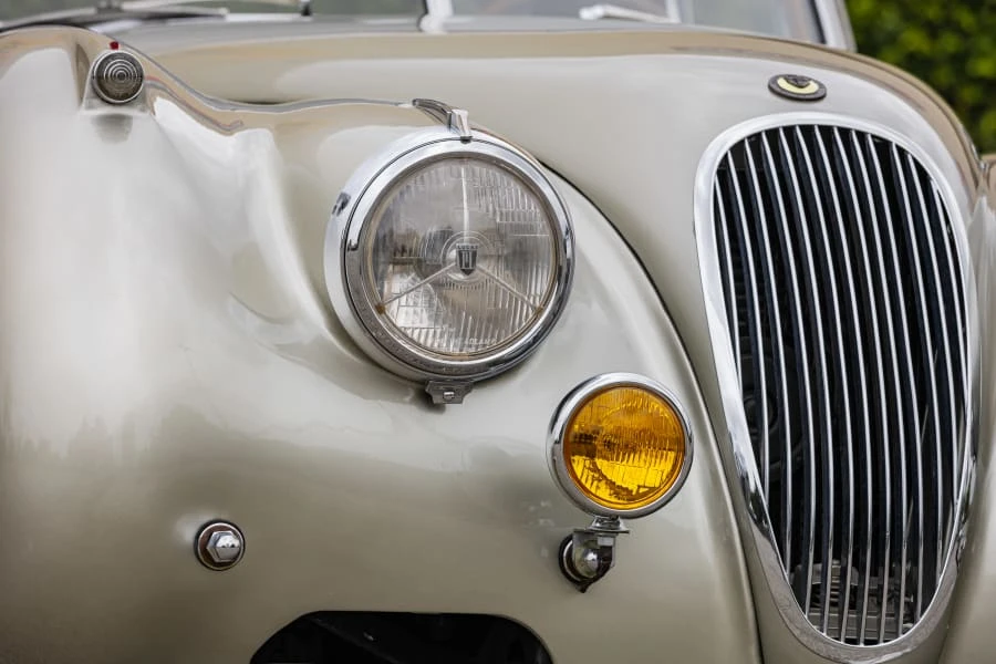 1952 Jaguar XK120 FHC Coupe - Image 24 of 31