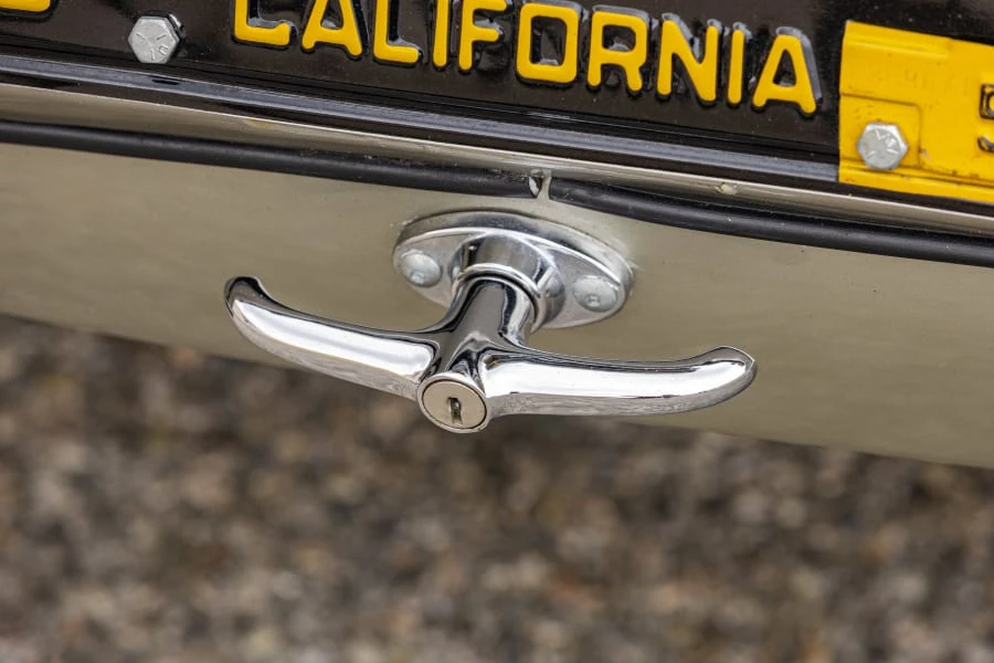 1952 Jaguar XK120 FHC Coupe - Image 11 of 31