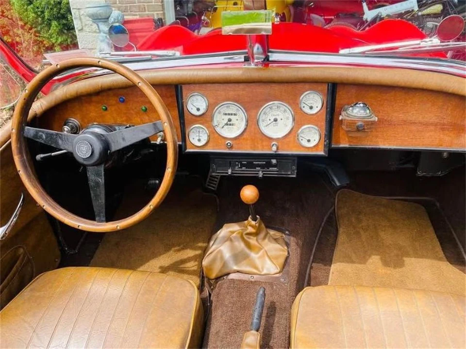 1952 Jaguar XK120 - Image 12 of 15
