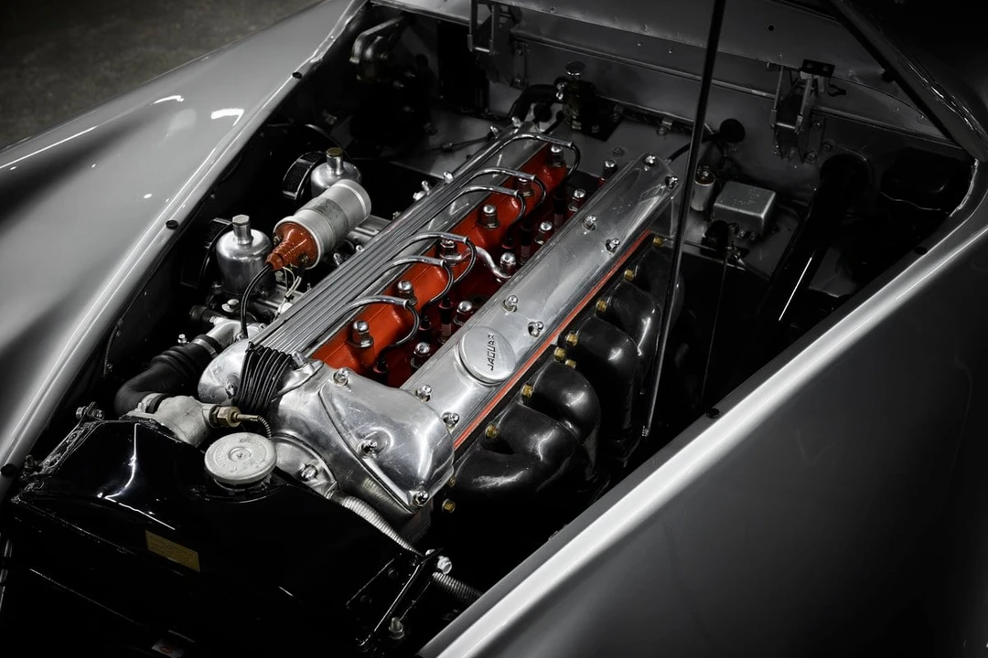 1952 Jaguar XK120 OTS Roadster - Image 25 of 30