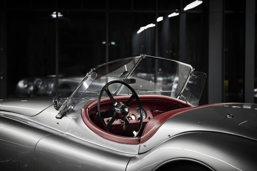 1952 Jaguar XK120 OTS Roadster - Image 10 of 30