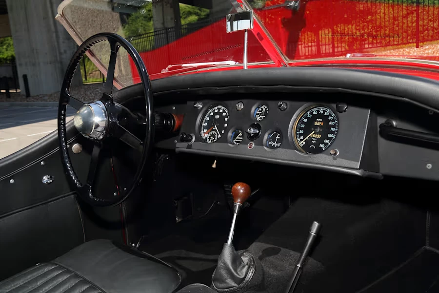 1952 Jaguar XK120 OTS Roadster - Image 20 of 30