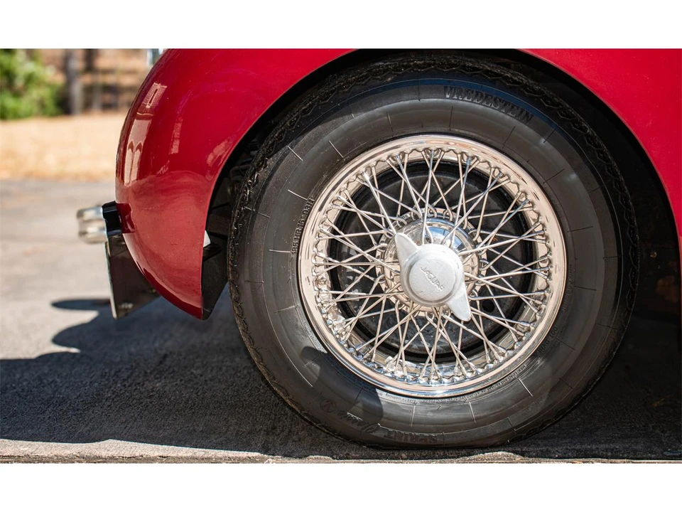 1952 Jaguar XK120 - Image 14 of 17