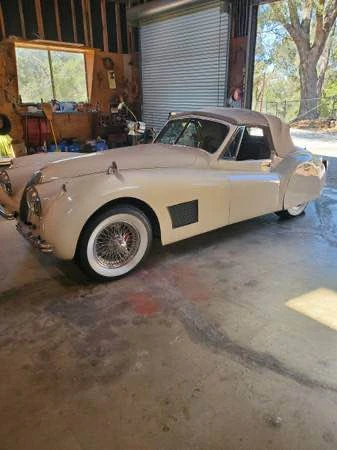1952 Jaguar XK120 DHC Drophead - Image 5 of 6