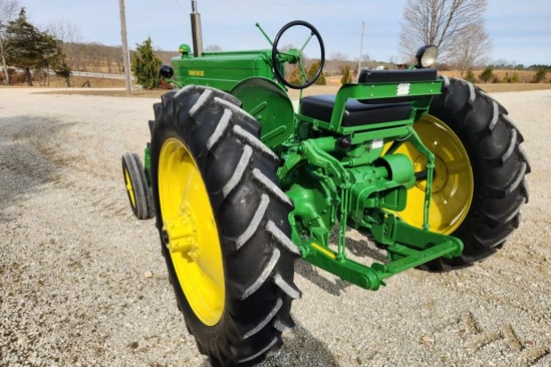 1952 John Deere - Image 2 of 7