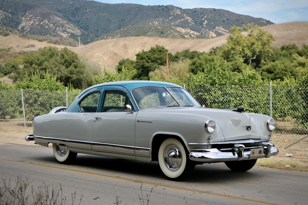 1952 Kaiser - Image 2 of 31
