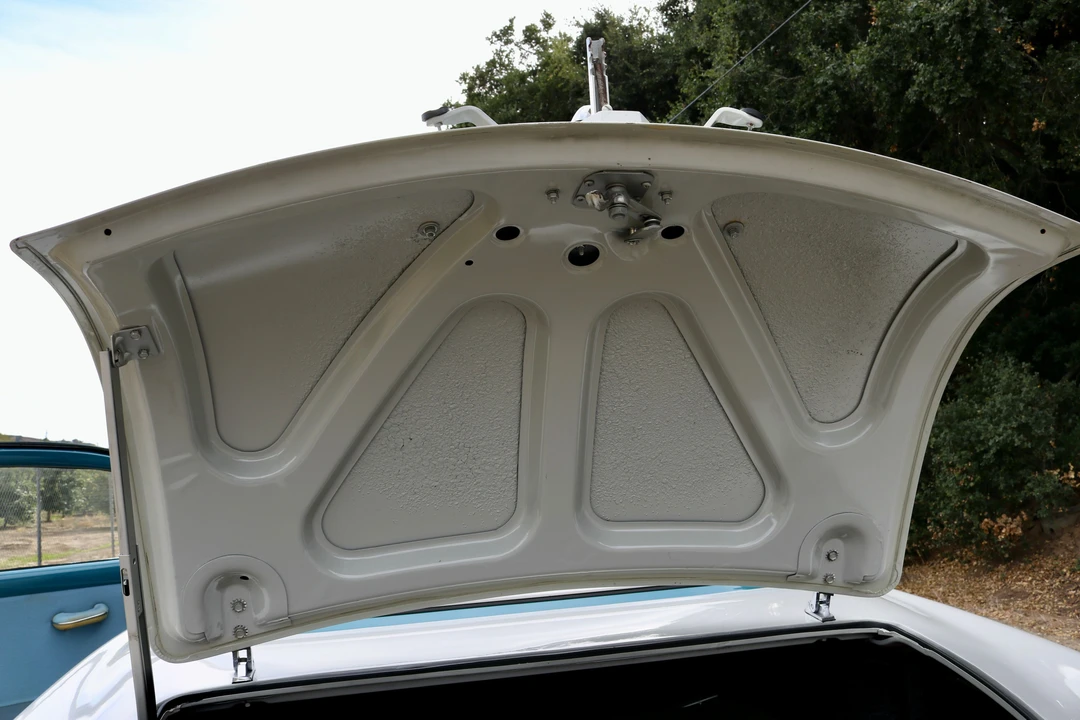1952 Kaiser - Image 16 of 31