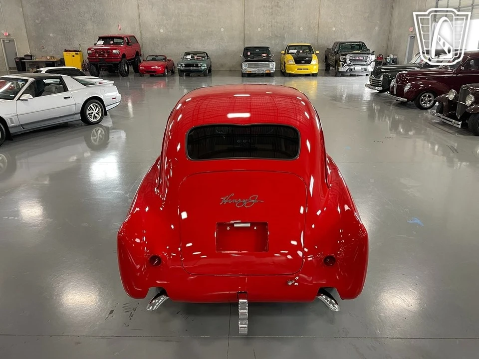 1952 Kaiser - Image 10 of 12
