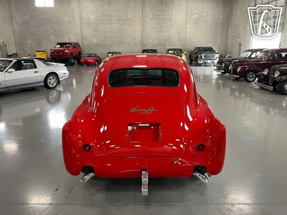 1952 Kaiser - Image 11 of 12