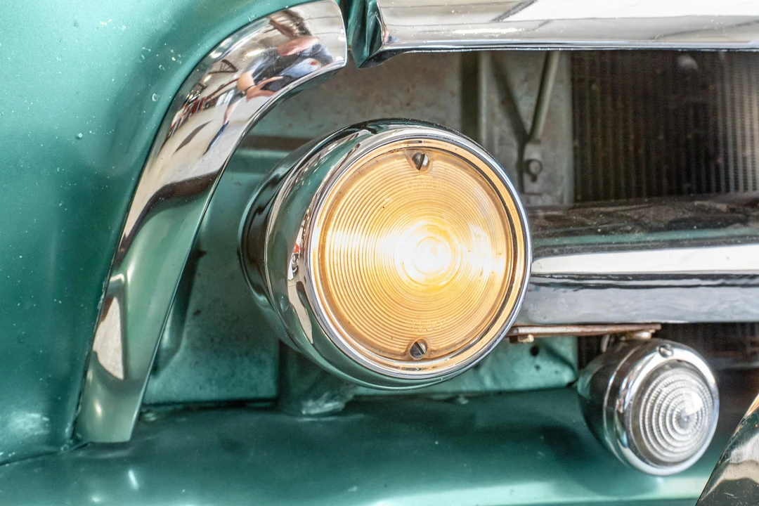 1952 Kaiser - Image 11 of 31