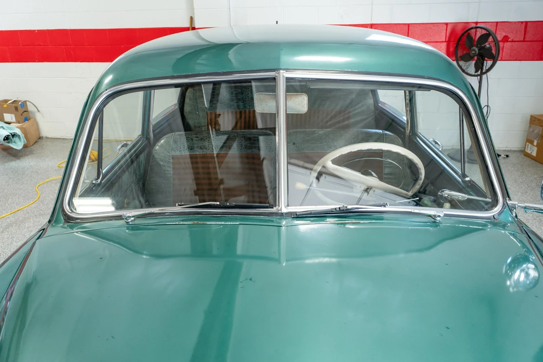 1952 Kaiser - Image 19 of 31