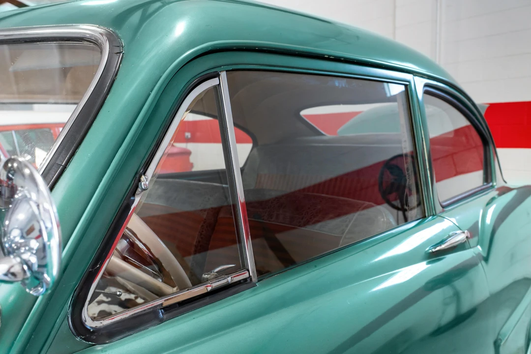 1952 Kaiser - Image 22 of 31