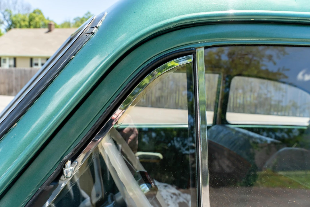 1952 Kaiser - Image 25 of 31