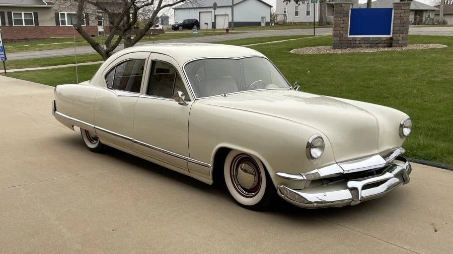 1952 Kaiser - Image 6 of 21