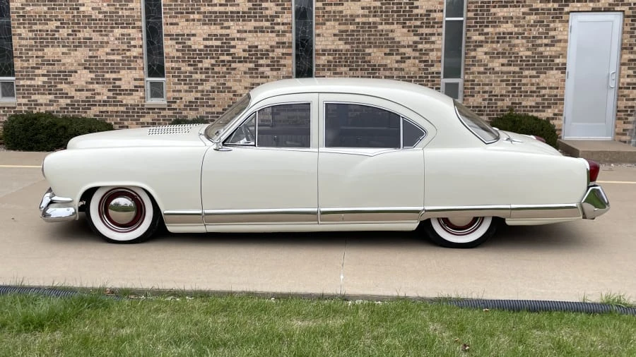 1952 Kaiser - Image 2 of 21