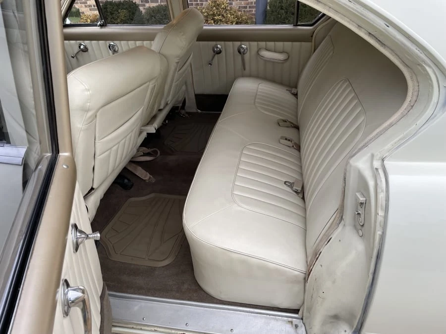 1952 Kaiser - Image 13 of 21
