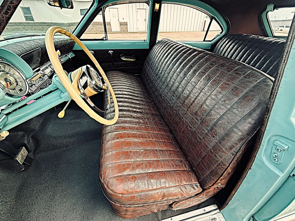 1952 Kaiser - Image 11 of 31